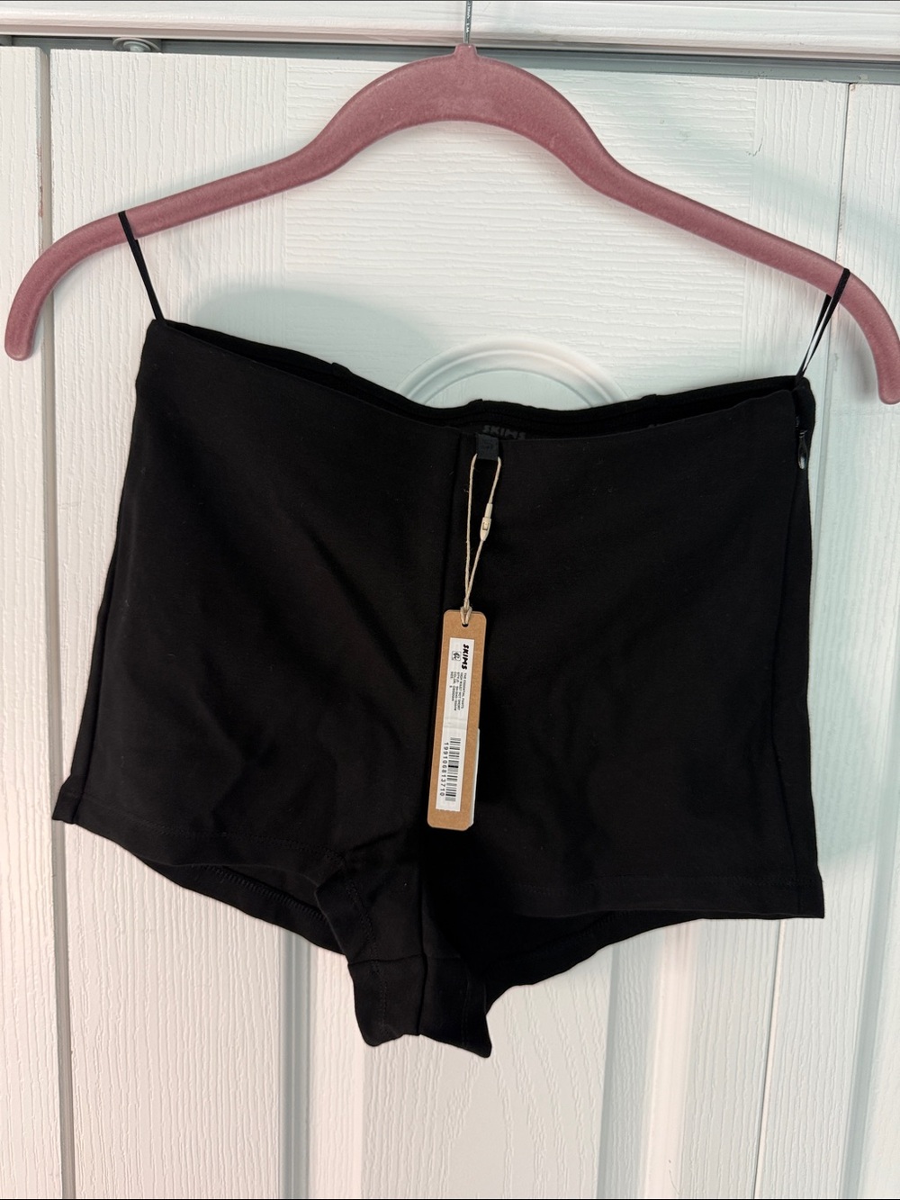SKIMS The Essential Pants High Waist Hot Short - Obsidian Small - Picture 2 of 12